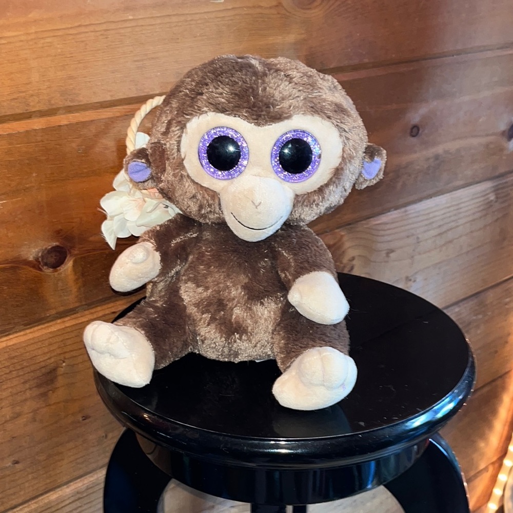 TY Big Eyed Monkey super cute stuffed animal collector
